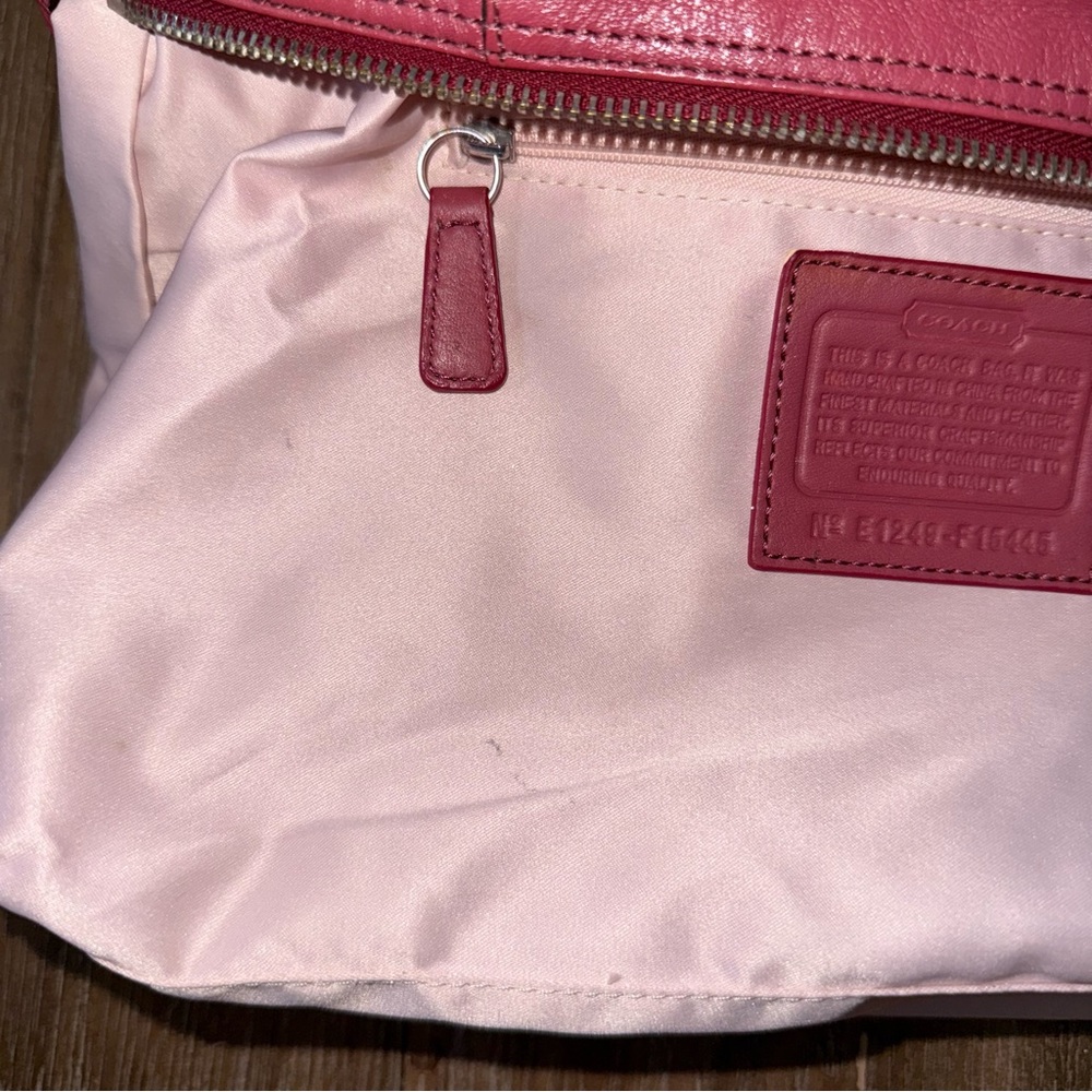 Coach Y2K Baguette Shoulder Bag Purse Pink Leather 90s - Picture 13 of 16